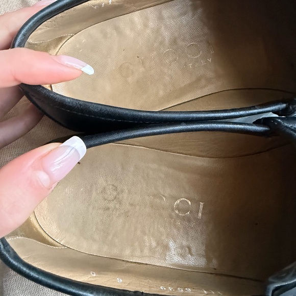 Gucci Black Leather Playform Sole Loafers with Gold Accent - Picture 4 of 8